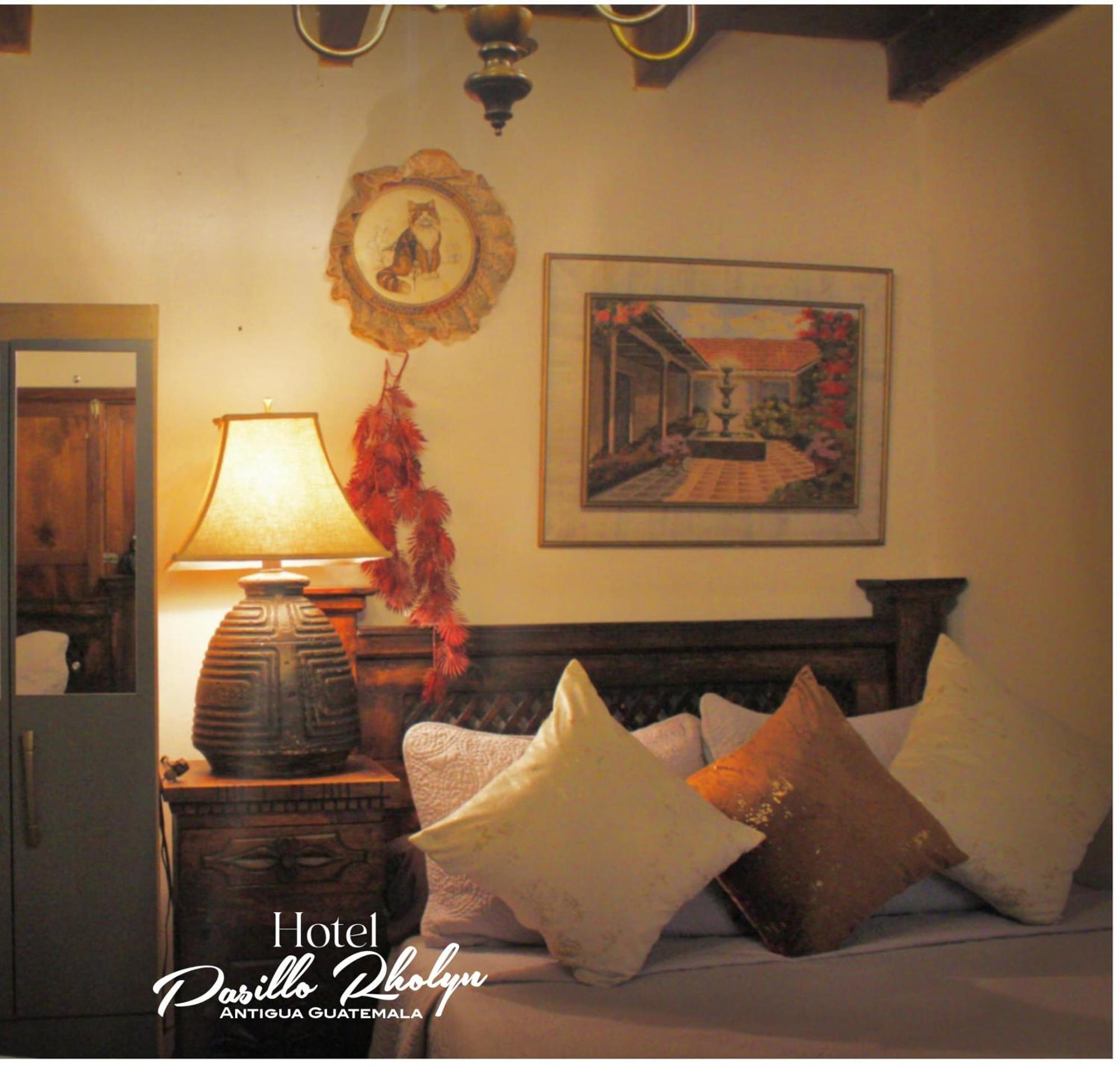 Hotel Rholyn Pura Vida !! Antigua Exteriör bild